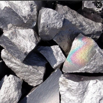 Mangainéis Ferro Carbóin Meánach (MC FEMN)